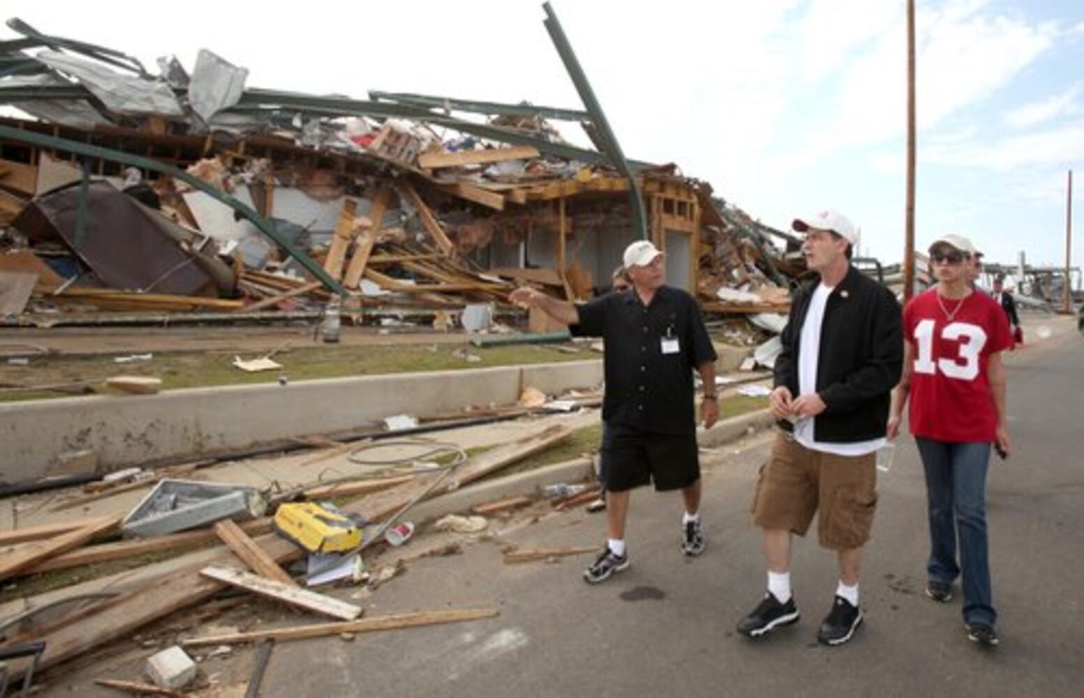 Charlie Sheen tours tornado damage in Alabama