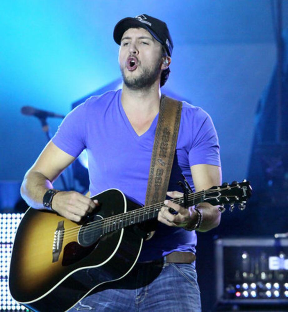 Jason Aldean in concert