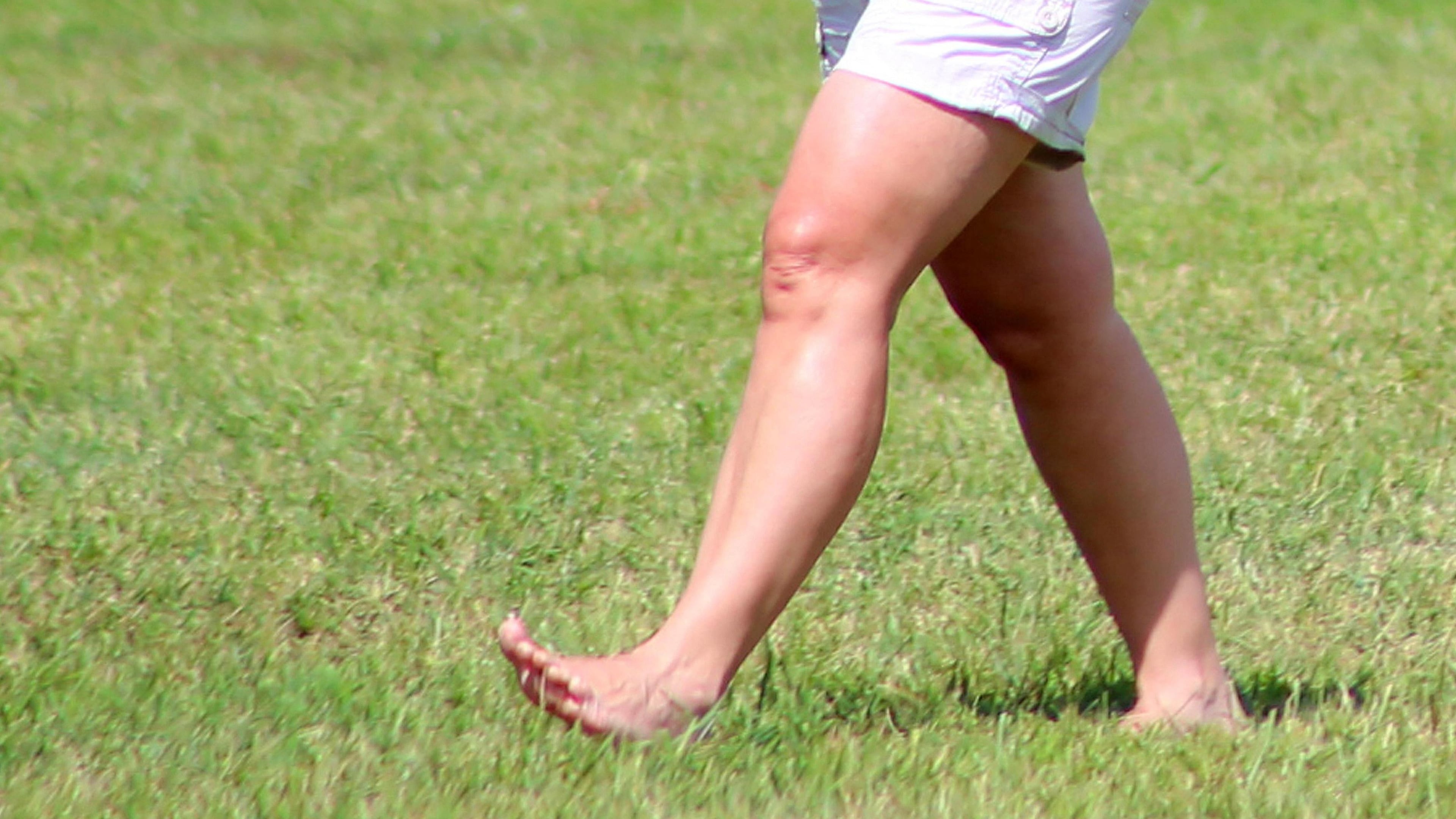 Some research suggests grounding, also known as earthing, can improve circulation and reduce stress. (Dodgertonskillhause/Pixabay)