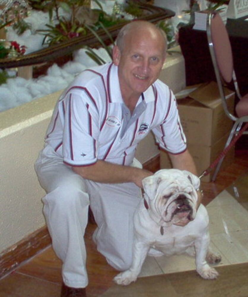 Fans pictures of Uga VI -- No. 1