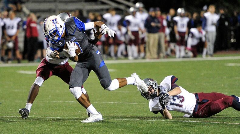 Walton wide receiver Dominick Blaylock has committed to the University of Georgia.