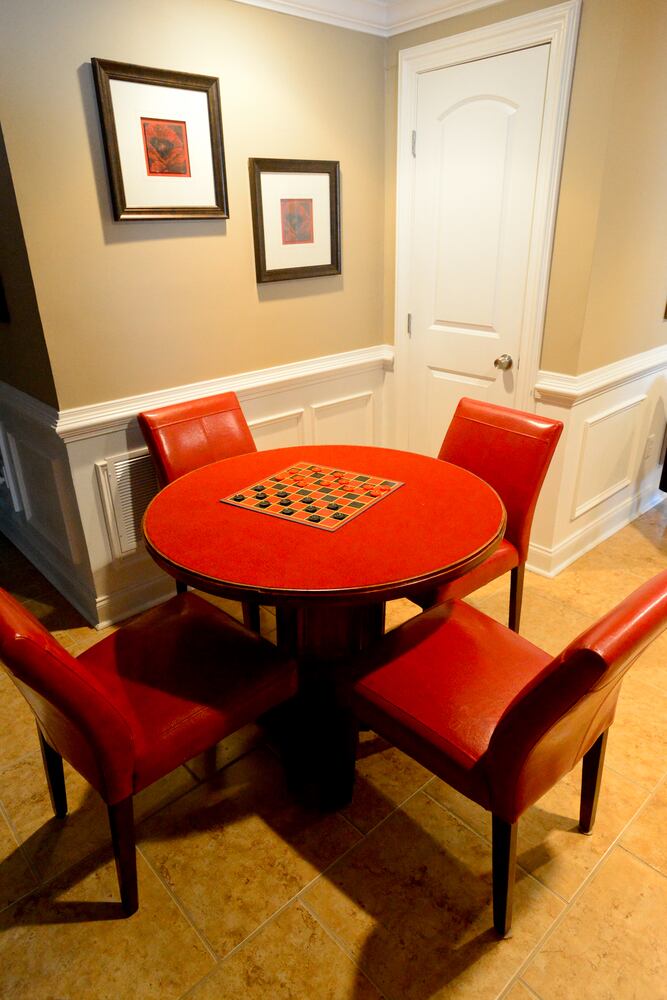Game table
