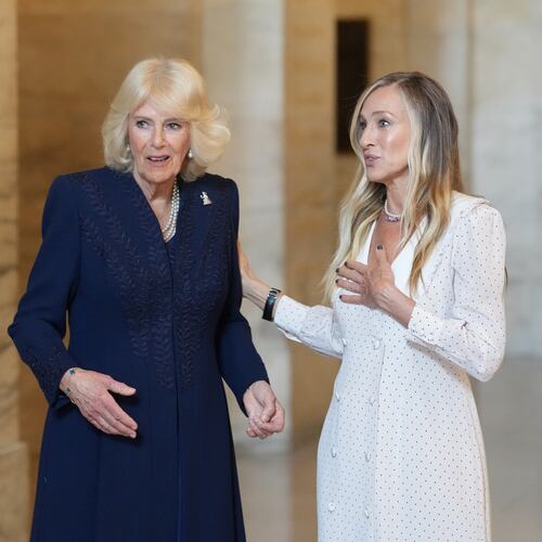 Actress Sarah Jessica Parker, right, talks with Queen Camilla at the New York Public Library, Wednesday, April 29, 2026, in New York. (Adam Gray/Pool Photo via AP)