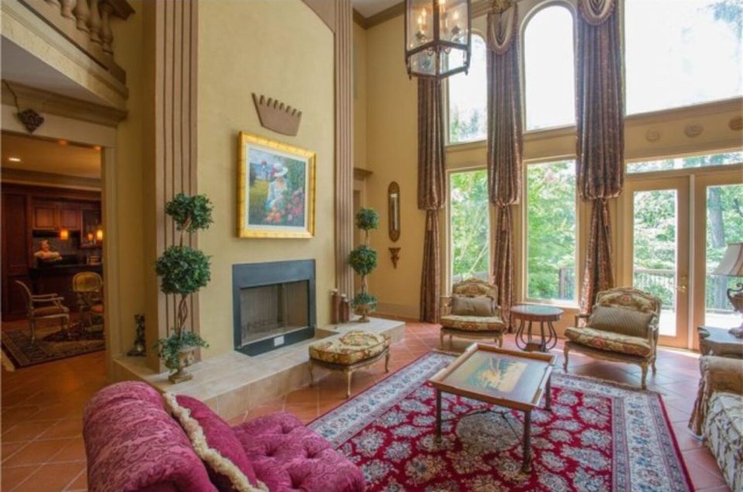 215 Bunratty Ct, Roswell, GA 30076