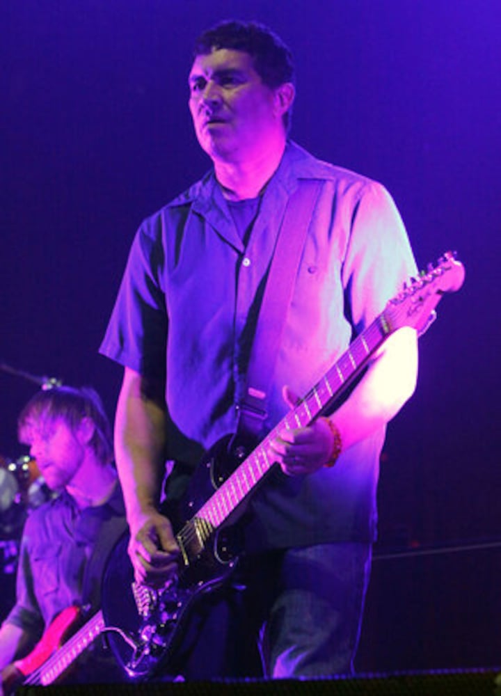 Foo Fighters play to sold-out Gwinnett Arena