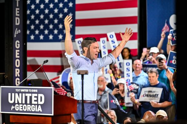 U.S. Sen. Jon Ossoff gets the crowd going at a campaign rally with Keisha Lance Bottoms on Saturday, June 27, 2026, in Savannah. (Sarah Peacock for the AJC)