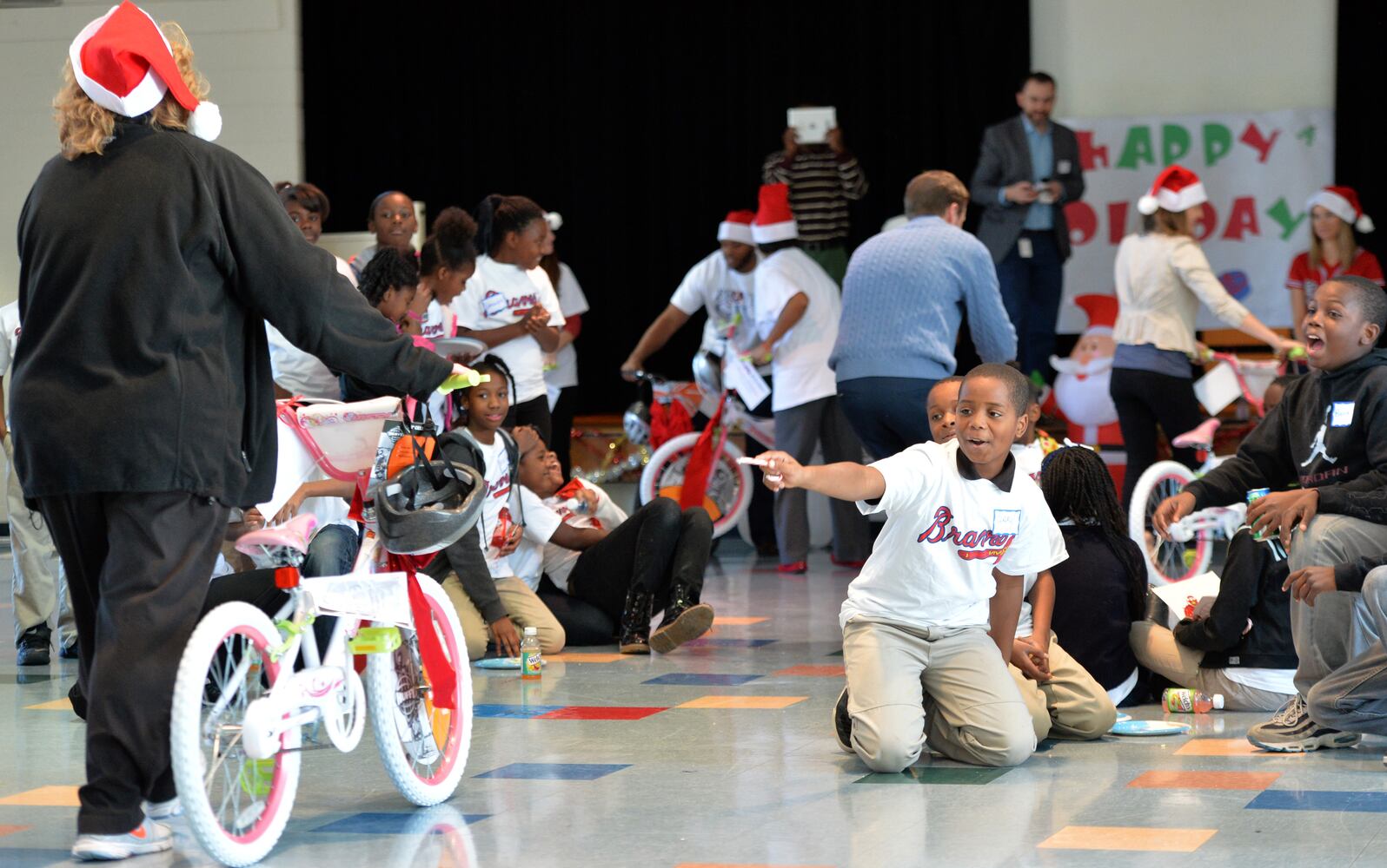 30 Atlanta fifth-graders rewarded with bicycles
