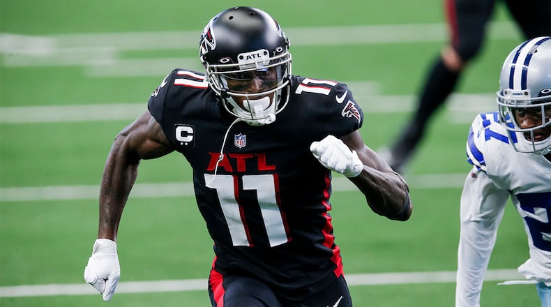 Atlanta Falcons wide receiver Julio Jones (11) runs a play against the Dallas Cowboys, Sunday, Sept. 20, 2020, in Arlington, Texas. Dallas won 40-39. (Brandon Wade/AP)