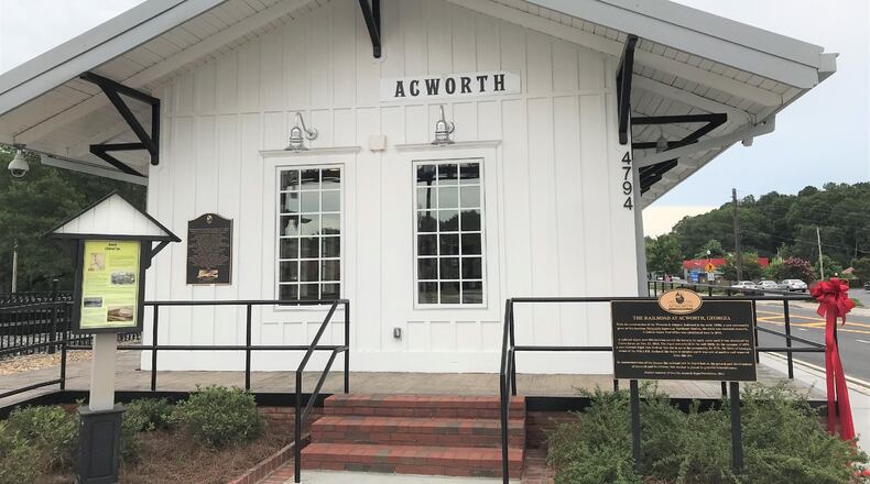 At 7 p.m. April 2, Acworth Mayor Tommy Allegood and the Board of Aldermen will televise their meeting for the first time on Zoom. (Courtesy of Acworth)
