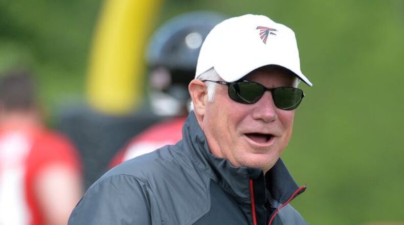 Former Falcons coach Mike Smith is Tampa Bay's new defensive coordinator. Here shown during his days with the Falcons. defensive lines. (HYOSUB SHIN / AJC)