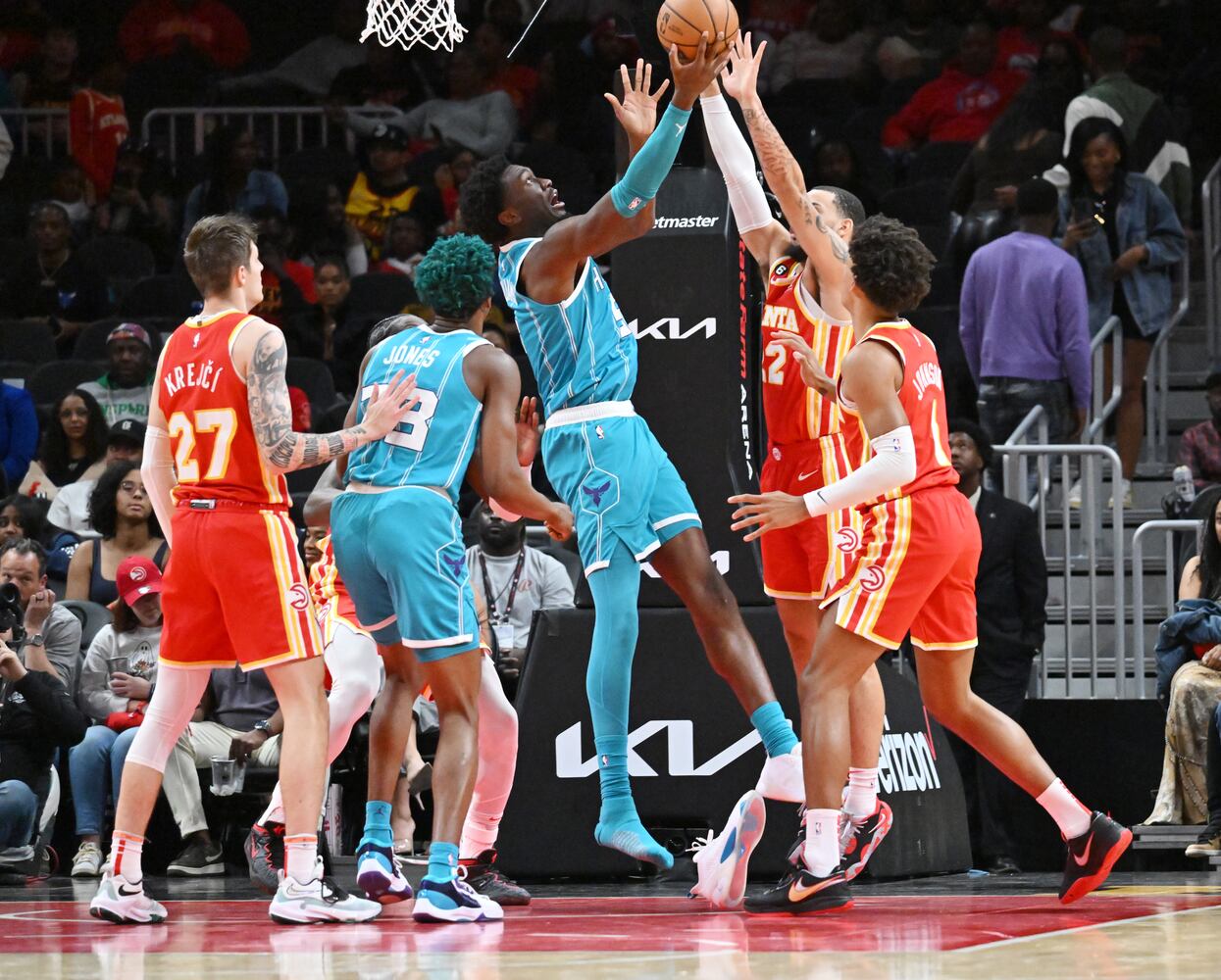Hawks-Hornets