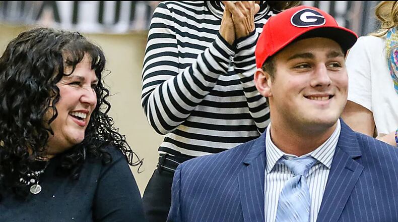 Oxford (Ala.) offensive lineman Clay Webb, the state's No. 1 recruit for the class of 2019, chose Georgia over Alabama. (Jeff Sentell/DawgNation)