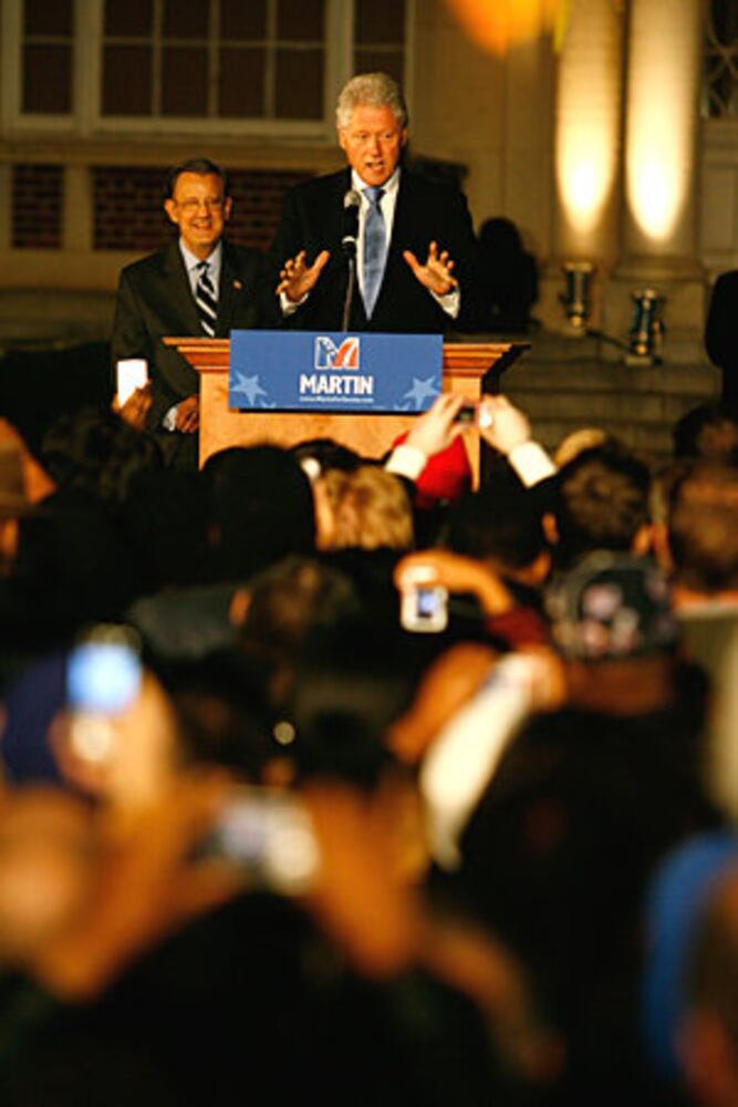 Bill Clinton rallies support for Jim Martin