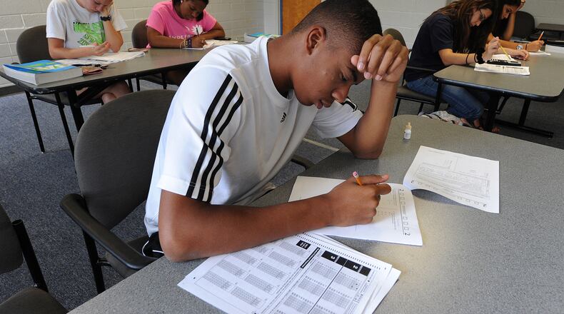 The percentage of high school students who graduated in Georgia this year move up to 78.7 percent, which is the fourth straight year of increases. JOHNNY CRAWFORD / JCRAWFORD@AJC.COM