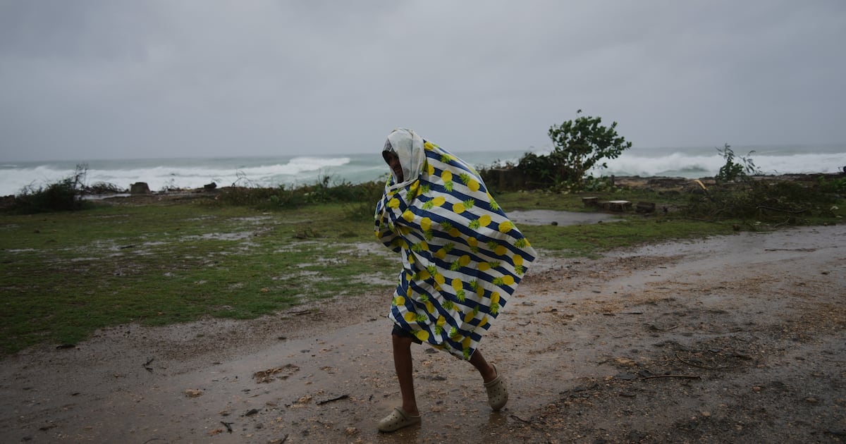 Hurricane Melissa charges toward Cuba after pummeling Jamaica with historic power