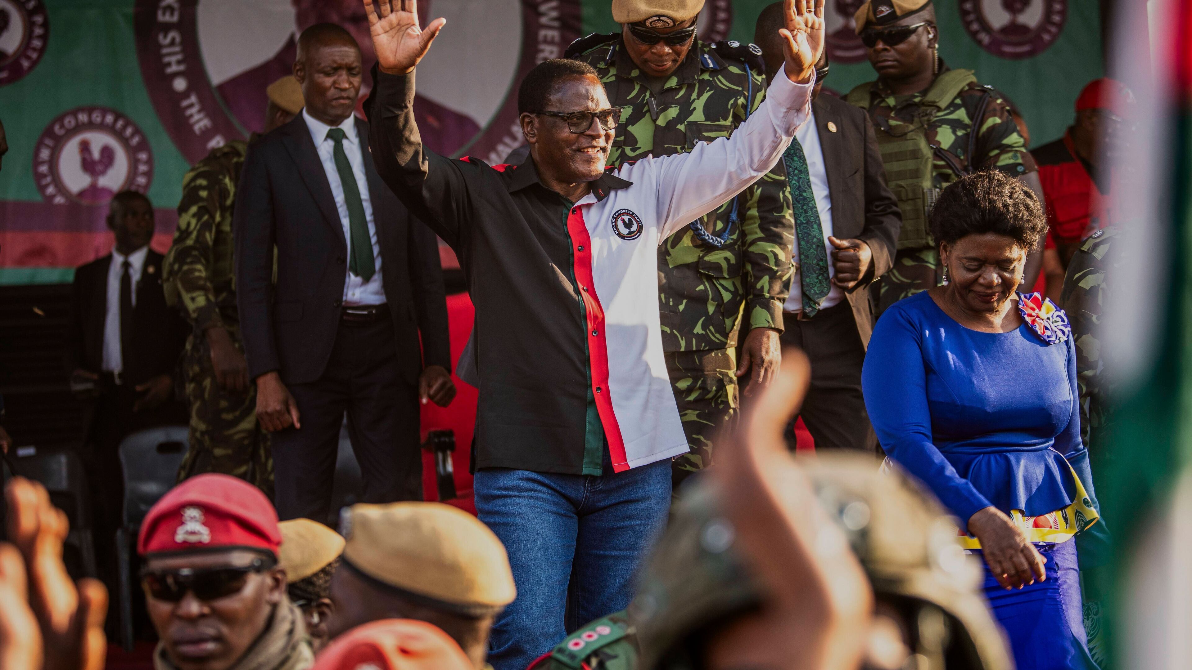Malawi Congress Party (MCP) leader and Malawian President Lazarus Chakwera waves at supporters at a campaign rally in Blantyre, Malawi, Sunday, Sept. 7, 2025. (AP Photo/Thoko Chikondi)