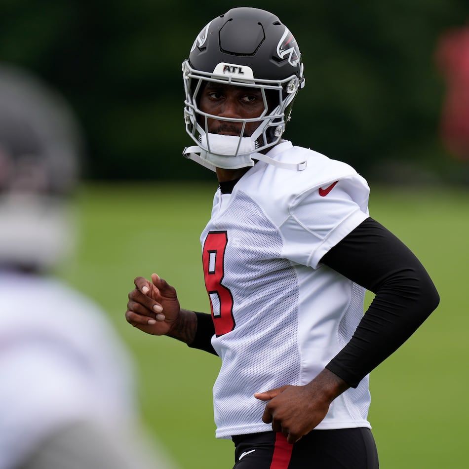 Falcons tight end Kyle Pitts works out during OTAs on Monday, June 8, 2026, in Flowery Branch. Pitts finished the 2025 season strong, with 39 catches for 469 yards and four touchdowns over the final six games. (Mike Stewart/AP)