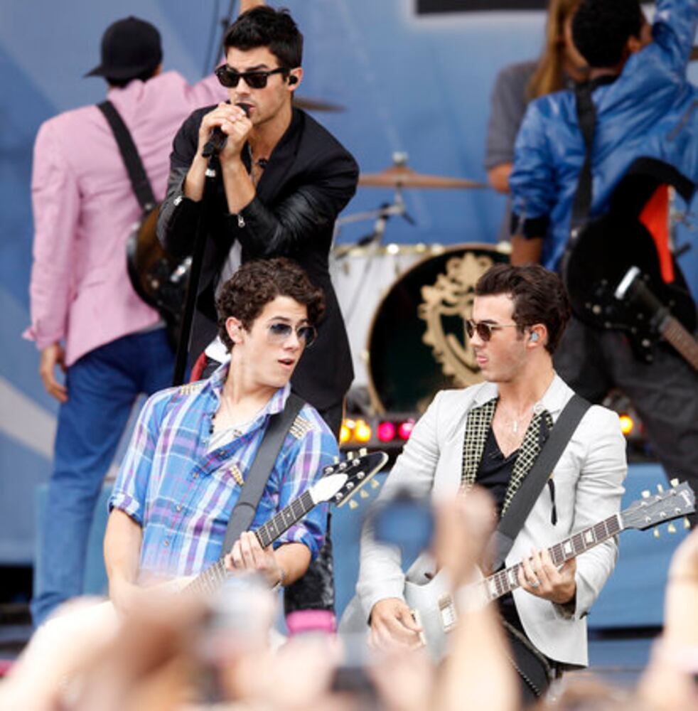 Jonas Brothers, Demi Lovato on 'GMA'