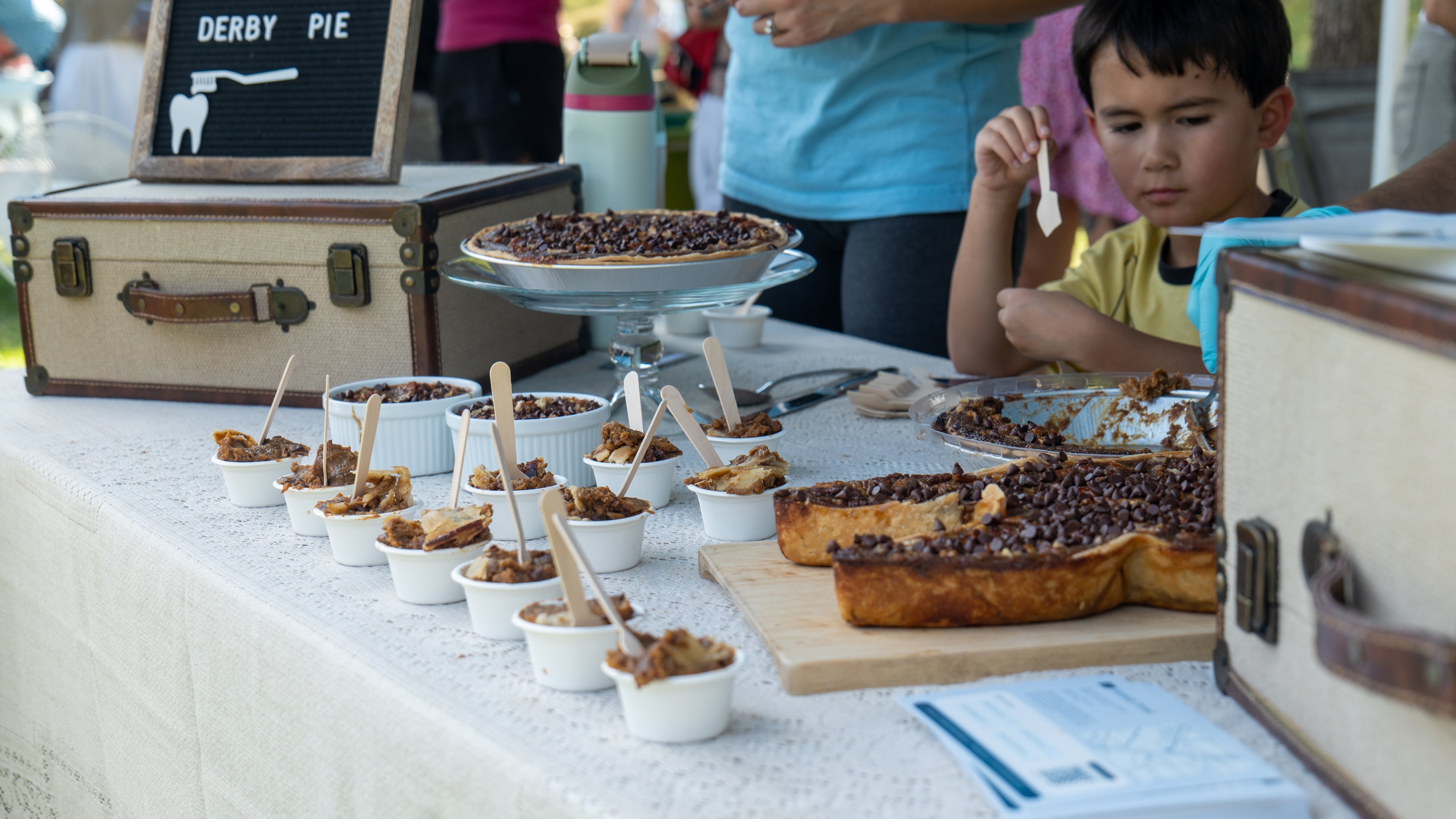 The Adair Park Porches & Pies festival brings crowds to the neighborhood for a day of pie samples. (Courtesy of Austin Randall of JAR Productions/Adair Park Today)