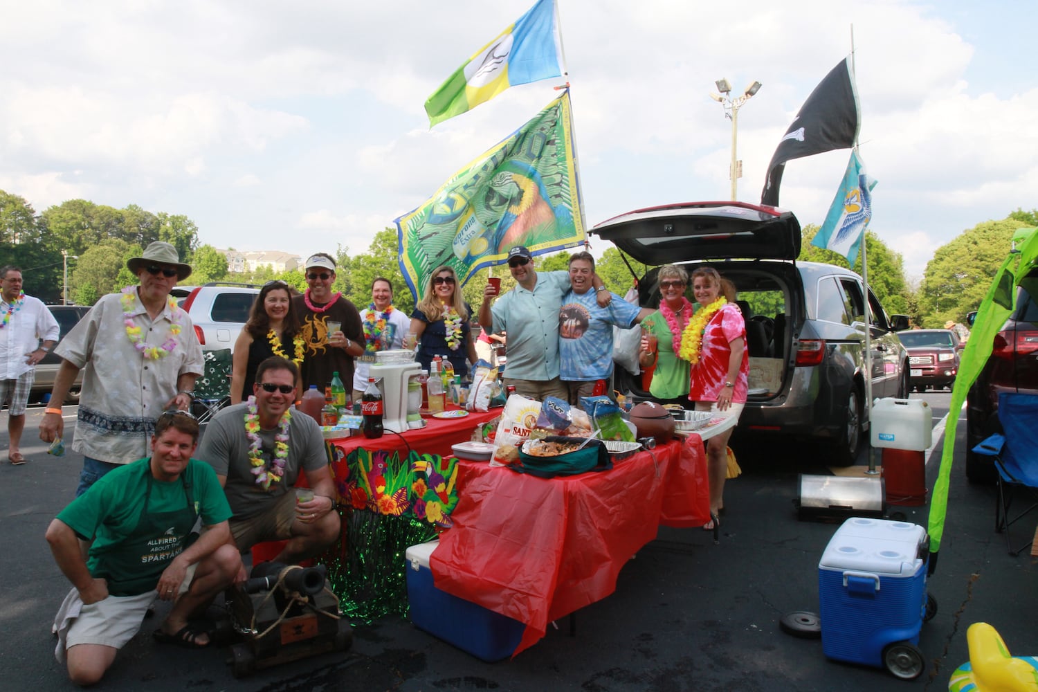 Jimmy Buffett fans gather for Atlanta concert