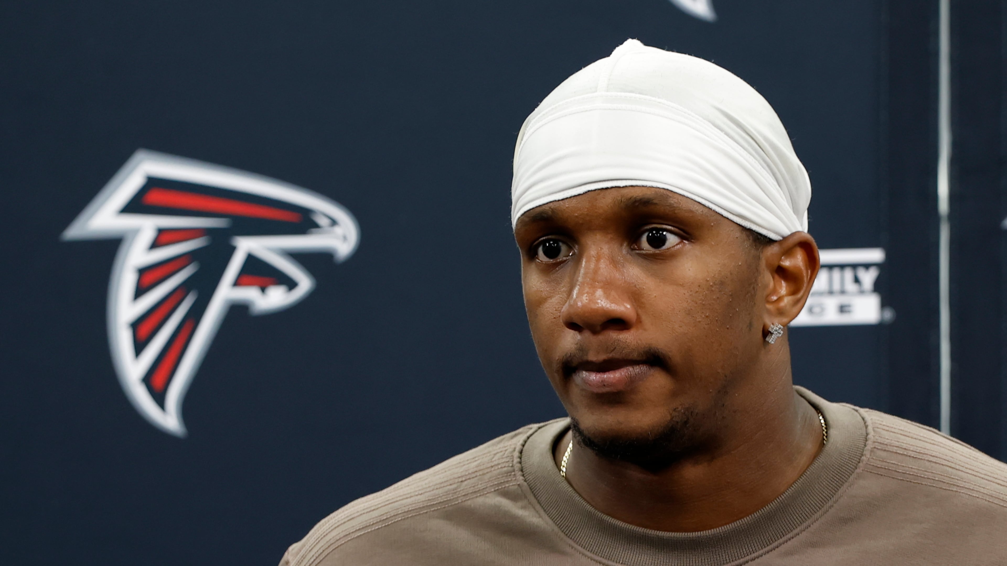 Quarterback Michael Penix Jr. and the Falcons offense have scored 20, 22 and … zero points, respectively, in their first three games. (Rusty Jones/AP)