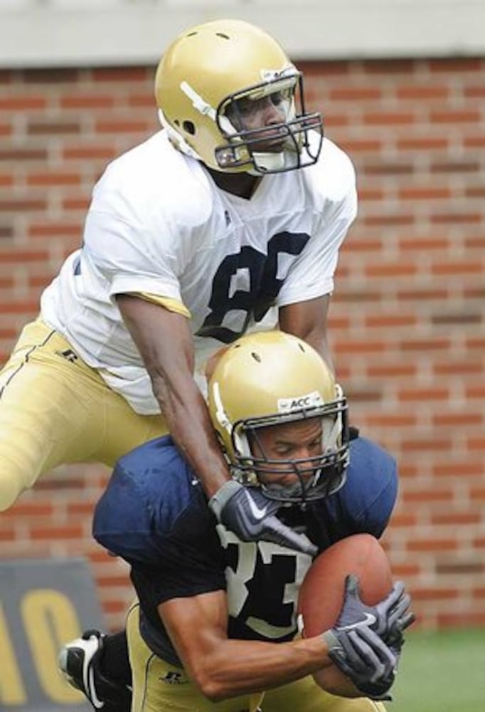 Georgia Tech holds football scrimmage