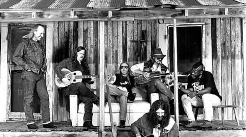 The Allman Brothers Band in 1991. Left to right: Butch Trucks, Warren Haynes, Gregg Allman, Dickey Betts, Allen Woody, Jaimoe.