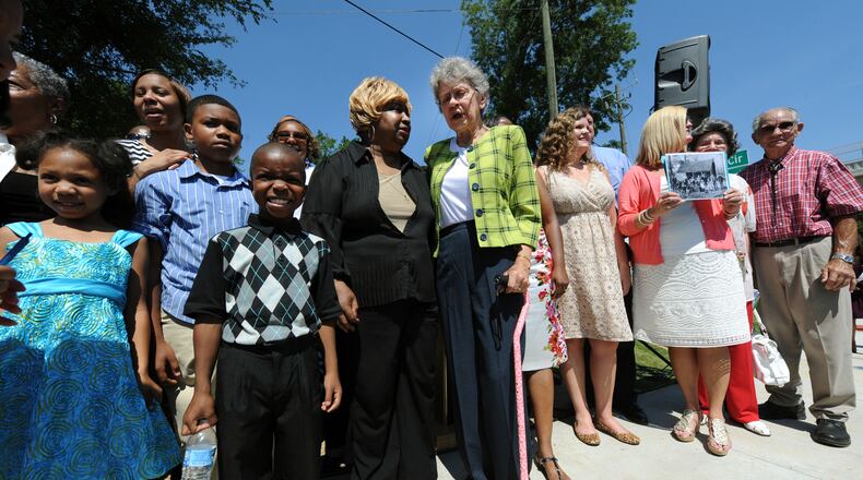 Descendants of the slaveholding Shields family return to Rex on Tuesday for a reunion. The most famous descendant, Michelle Obama, was not there. At the center are two women, Nellie Applin (left) and Joan Tribble, who can remember when the “color line” was law.