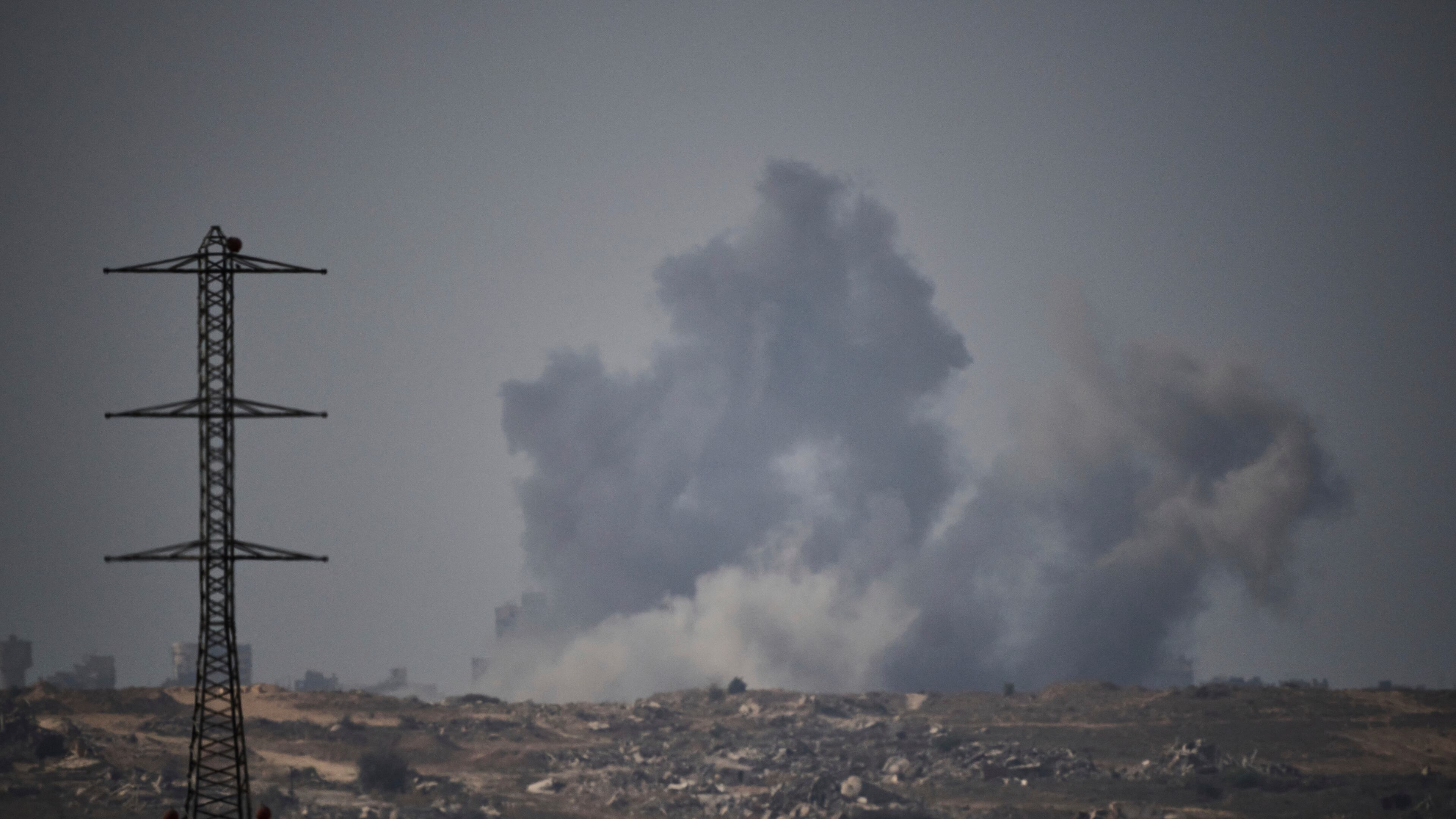 Smoke rises to the sky following an Israeli military strike in the Gaza Strip, as seen from southern Israel, Thursday, Sept. 18, 2025. (AP Photo/Leo Correa)