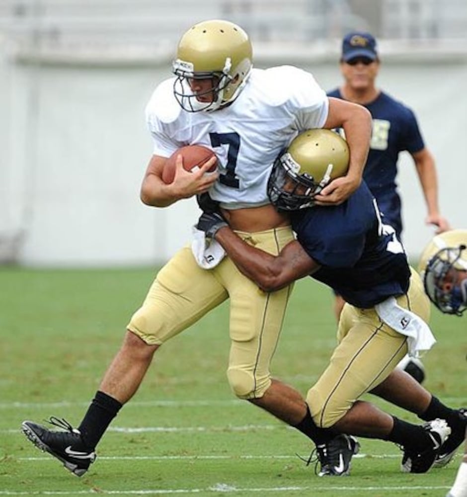 Georgia Tech holds football scrimmage