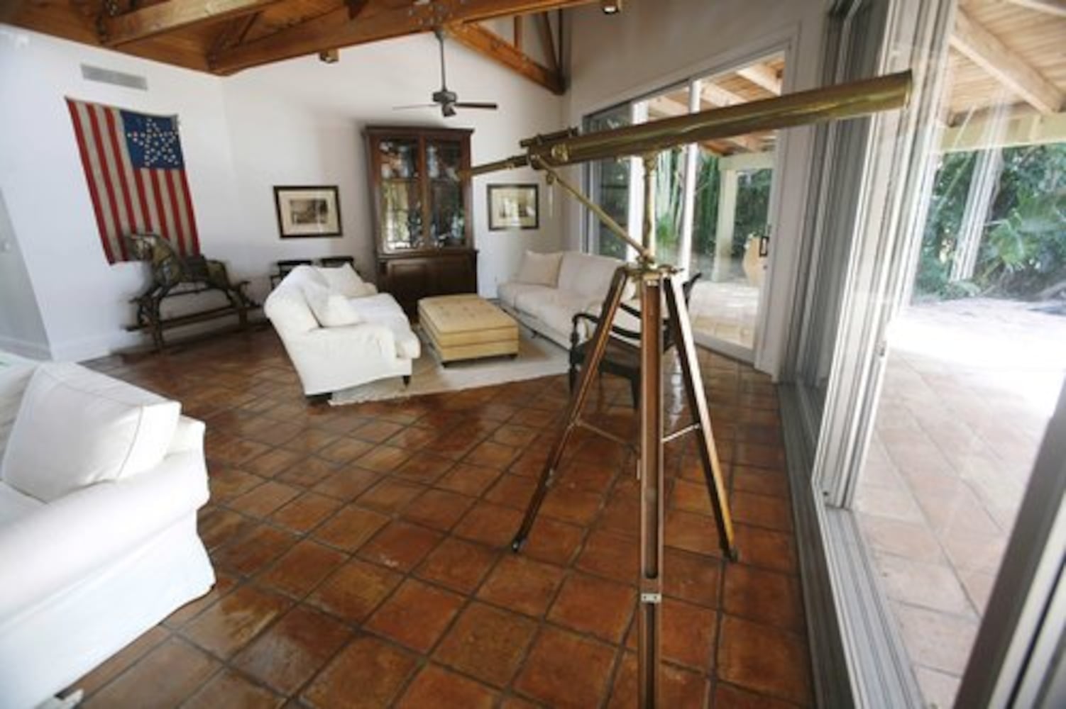 Bernie Madoff's Palm Beach home goes to auction