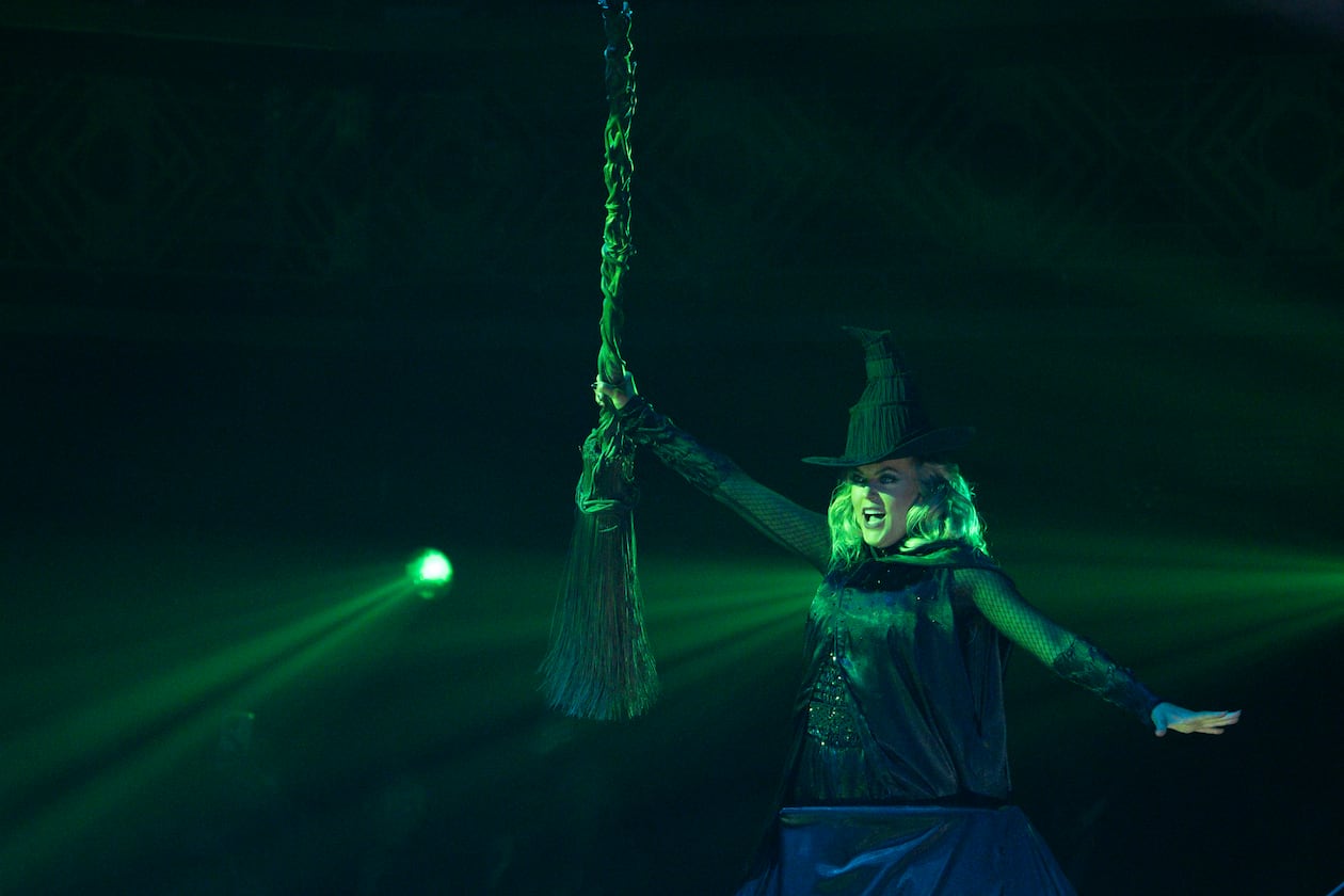 Elaine Hendrix during the "Wicked" themed "Dancing With the Stars" on Oct. 21, 2025. (Eric McCandless/Disney)