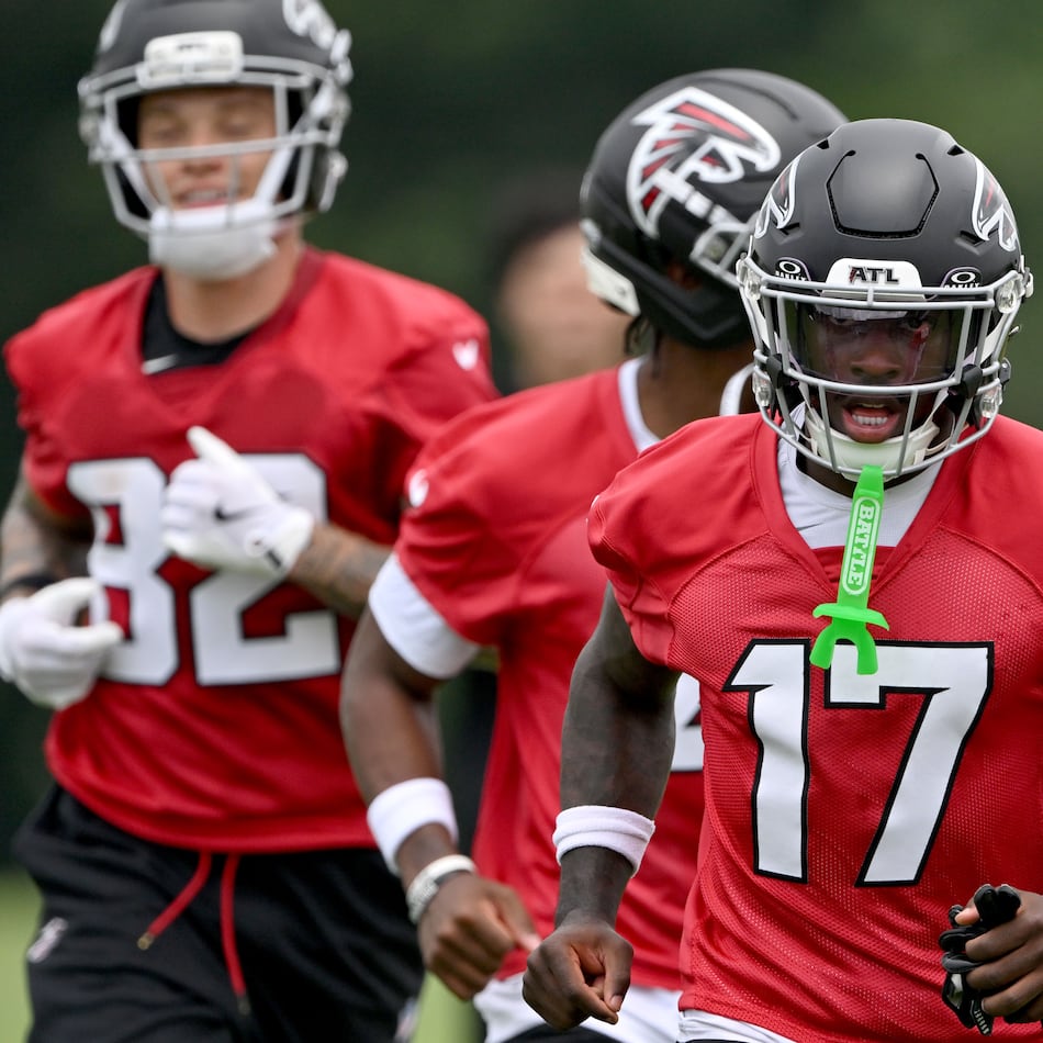 Falcons wide receiver Zachariah Branch (center) runs a drill during an OTA workout at the team's training facility Wednesday, May 27, 2026, in Flowery Branch. (Hyosub Shin/AJC)