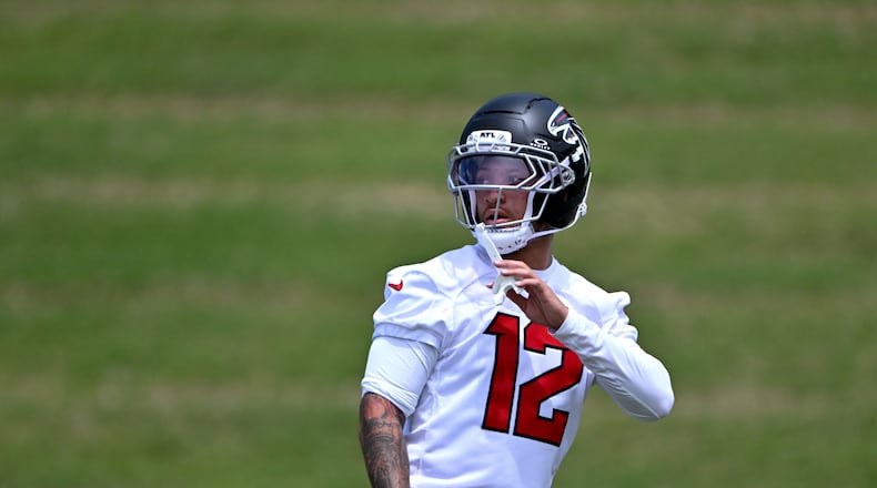 Falcons rookie cornerback Avieon Terrell warms up during minicamp at the team’s training facility on Friday, May 8, 2026, in Flowery Branch. (Hyosub Shin/AJC)