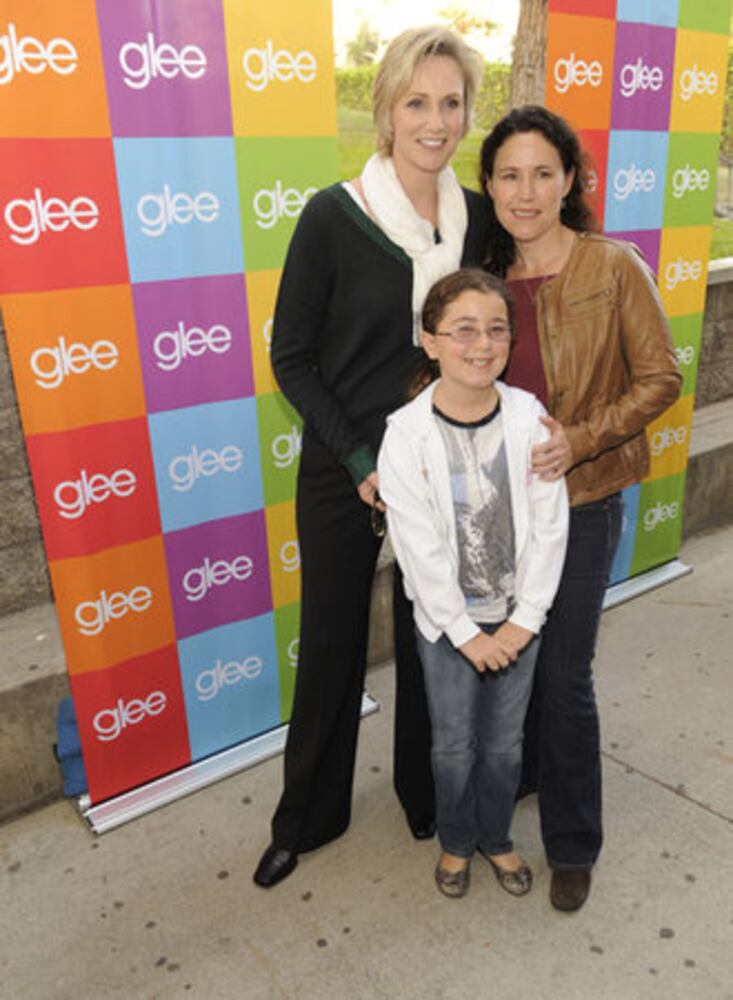 Gleeks rejoice at 'Glee' Sing-A-Long in Santa Monica