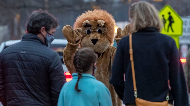 Atlanta Public Schools and Fulton County Schools are seeking parents to serve on school governance teams. (Alyssa Pointer / AJC file photo)