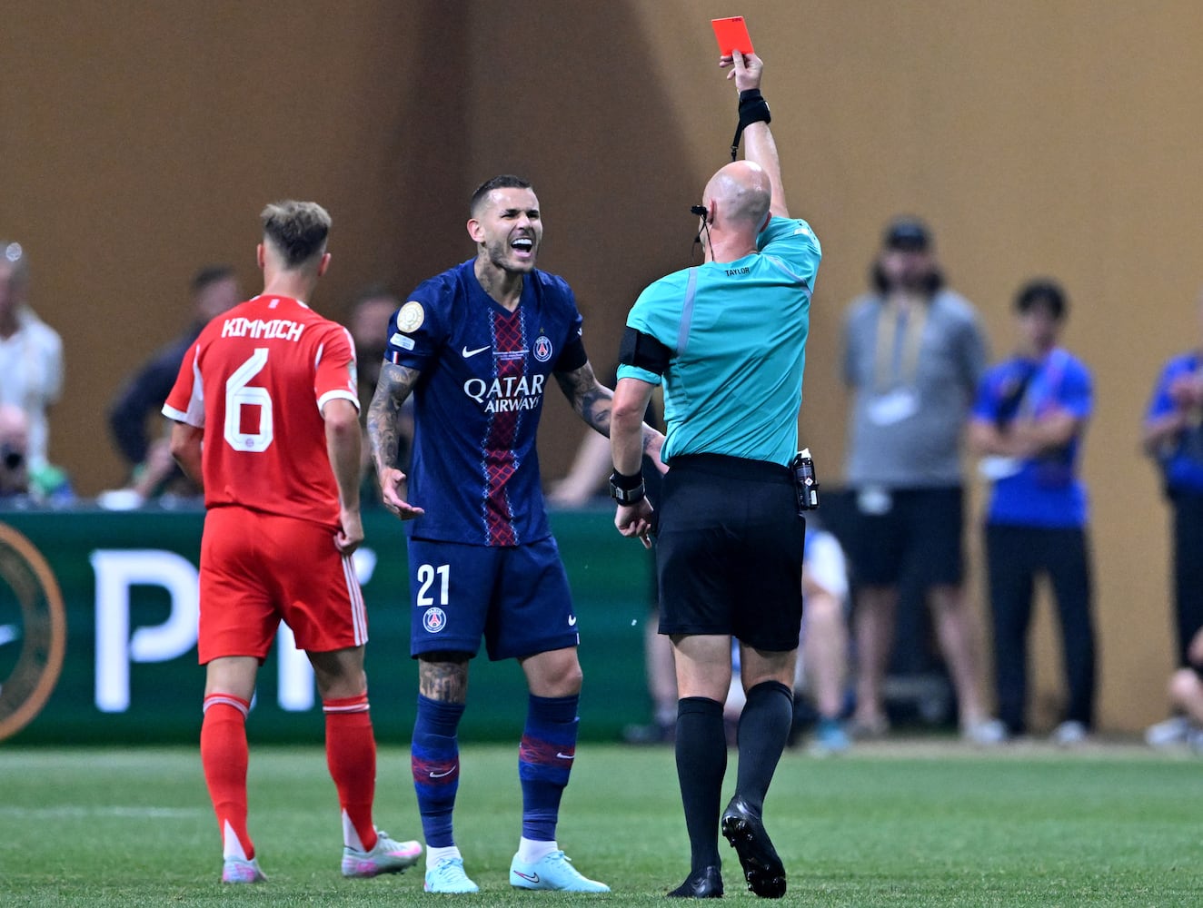 Club World Cup quarterfinals - Paris Saint-Germain vs Bayern Munich