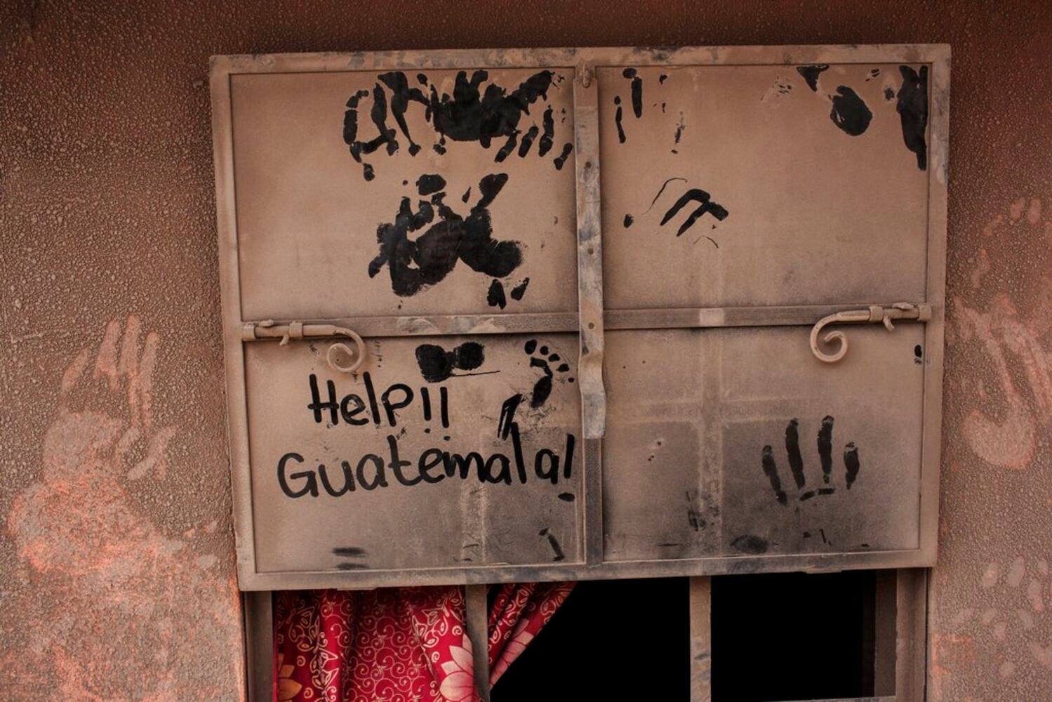 Photos: Deadly Guatemala volcano blankets country with ash