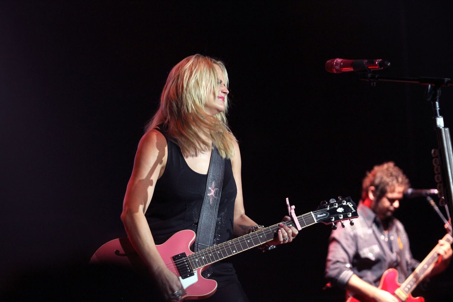 Country stars perform at Aaron's Amphitheatre at Lakewood