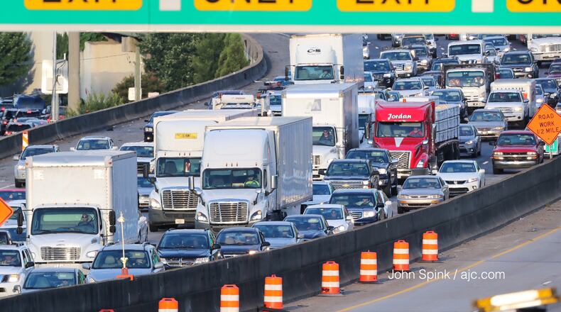 Metro Atlanta leaders are pushing ahead an ambitious plan to add bus rapid transit routes to the proposed express lanes on the top end of I-285, in what will prove a major test of the region’s ability to collaborate on transit — and pay for it. JOHN SPINK / JSPINK@AJC.COM
