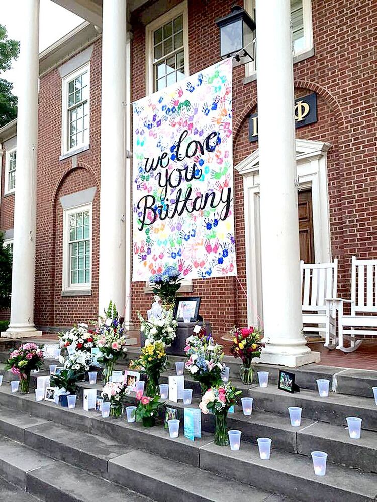 As UGA grieves, questions of “How?” and “Why?” haunt campus