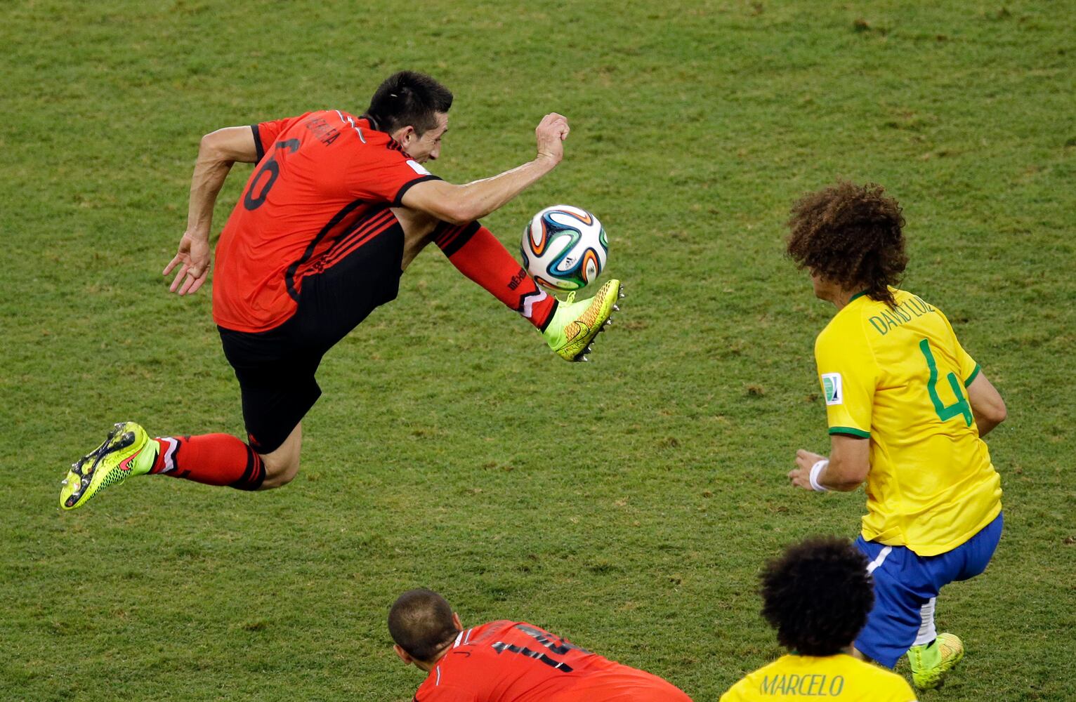 World Cup: Brazil 0, Mexico 0