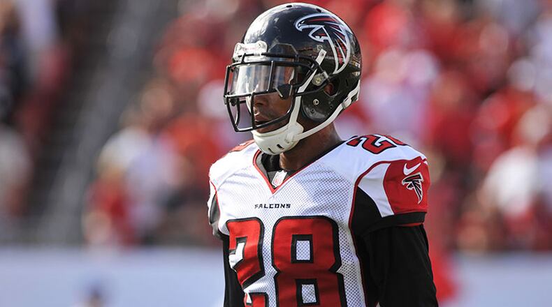 Falcons safety Thomas DeCoud will sit out Sunday's game against Washington with a concussion.