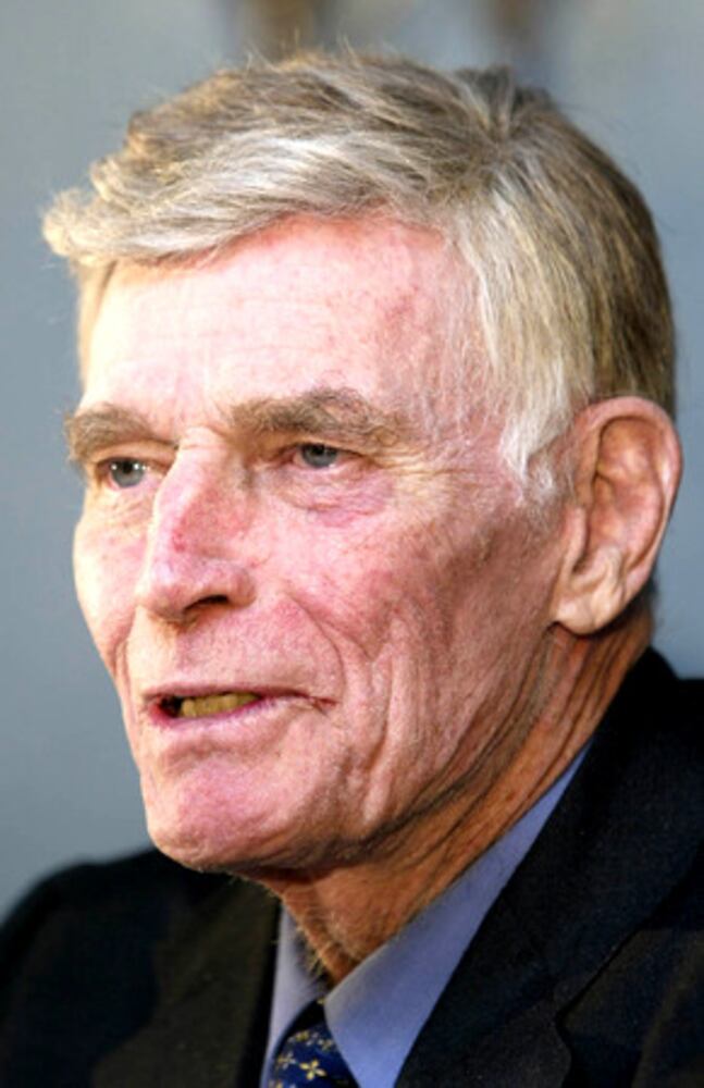 Charlton Heston dies