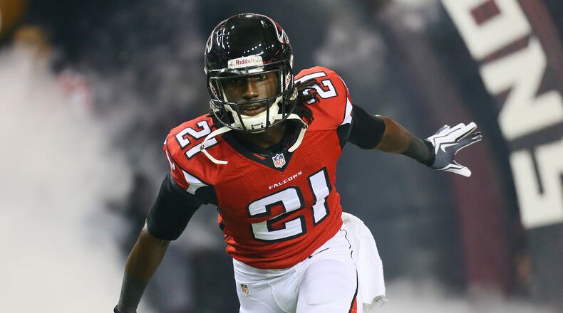 112113 ATLANTA: Desmond Trufant takes the field to play the Saints during the first half of their NFL "Thursday Night Football" game on Nov. 21, 2013, in Atlanta. CURTIS COMPTON /staff CCOMPTON@AJC.COM