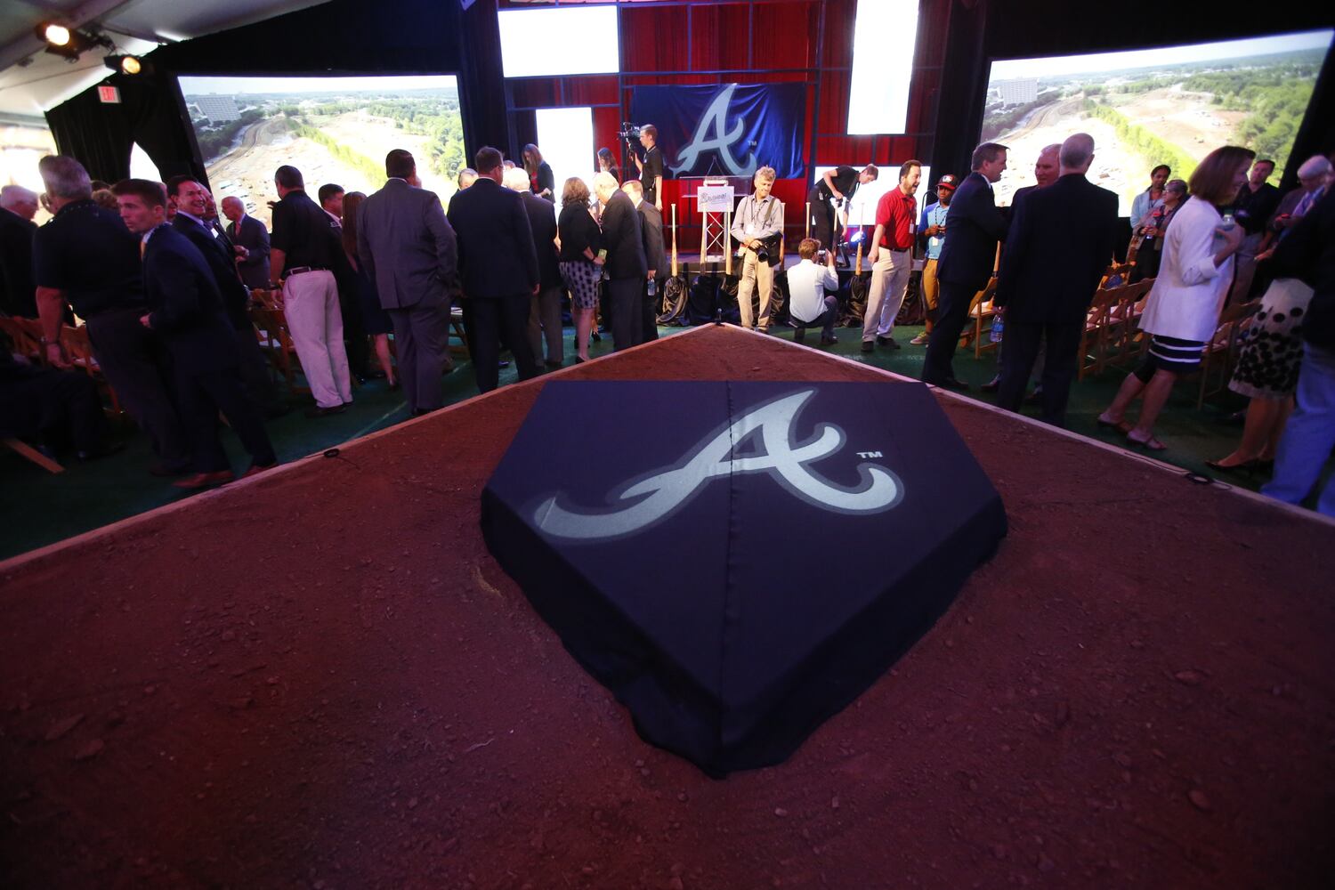 Cobb County baseball stadium to open for 2017 season