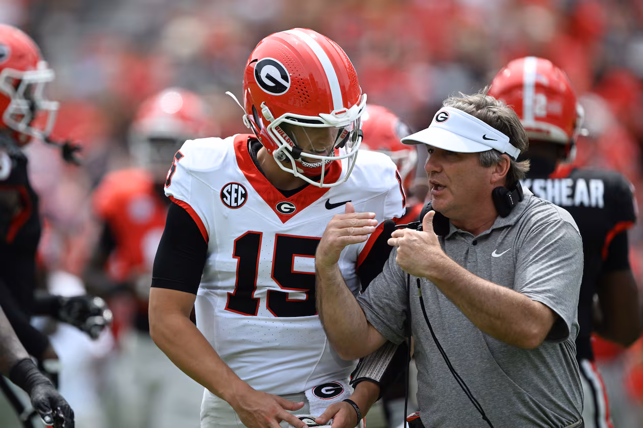 Georgia head coach Kirby Smart instructs quarterback Ryan Montgomery (15) during 2026 G-Day spring football game at Sanford Stadium, Saturday, April 18, 2026, in Athens. (Hyosub Shin/AJC)