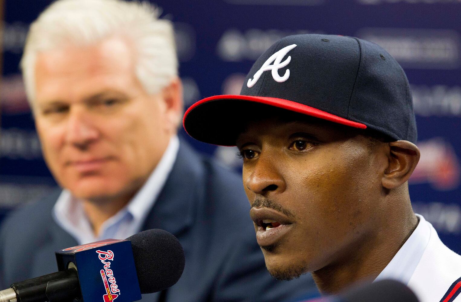 Free agent outfielder signed for five seasons