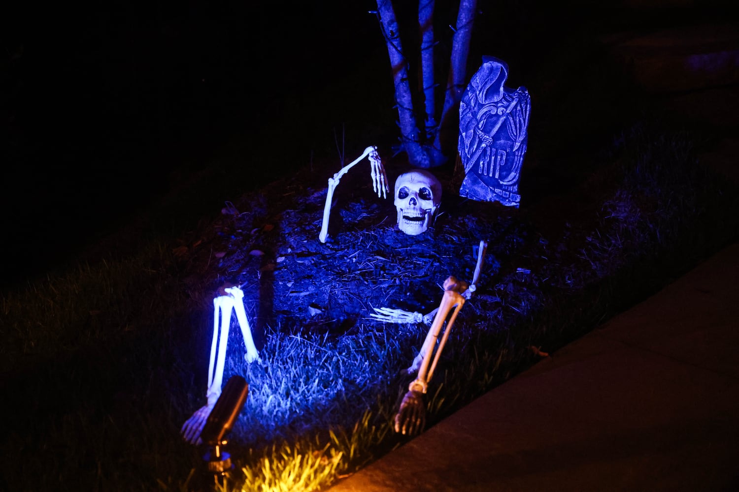 aajc 101625 key halloween

