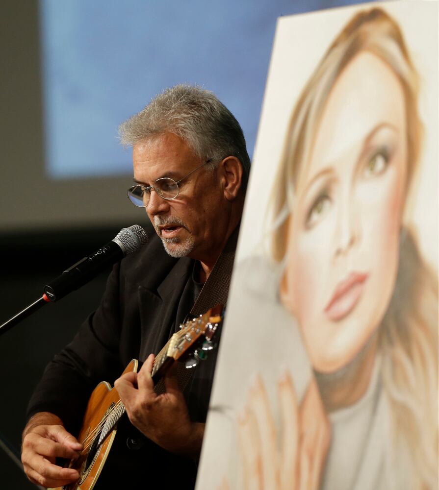 Family, friends attend Mindy McCready funeral